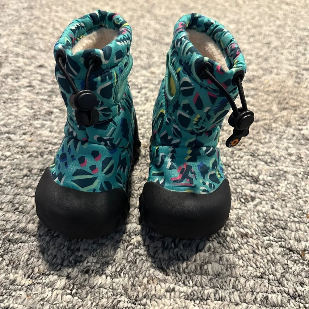 Bogs Winter Boot - Picture 3 of 4